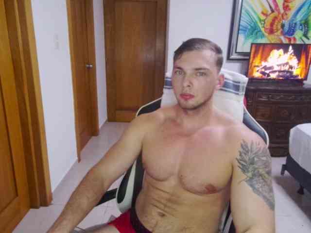 StrongGragXXX StrongGragXXX