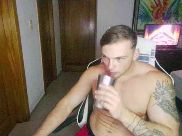 StrongGragXXX StrongGragXXX