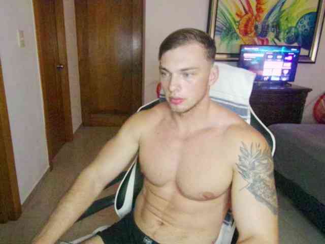 StrongGragXXX StrongGragXXX