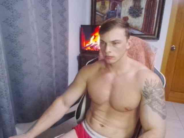 StrongGragXXX StrongGragXXX