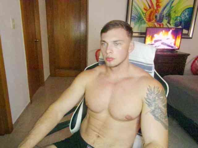 StrongGragXXX StrongGragXXX