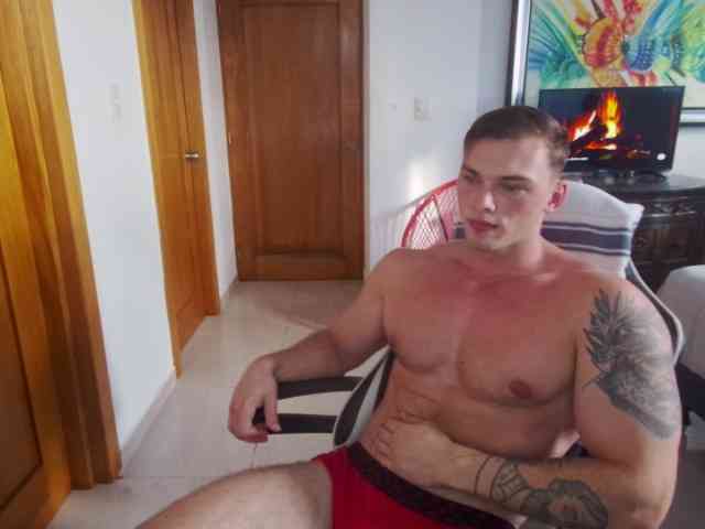 StrongGragXXX StrongGragXXX