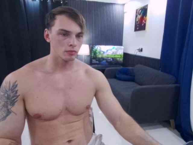 StrongGragXXX StrongGragXXX