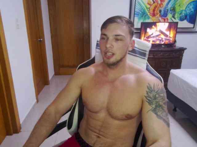 StrongGragXXX StrongGragXXX