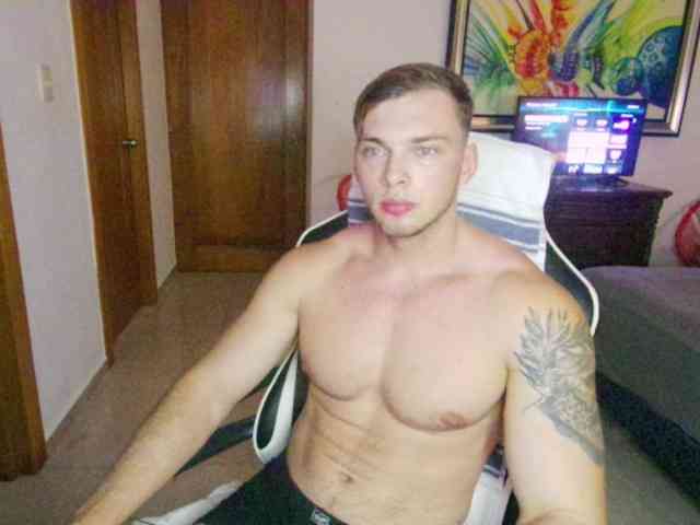 StrongGragXXX StrongGragXXX