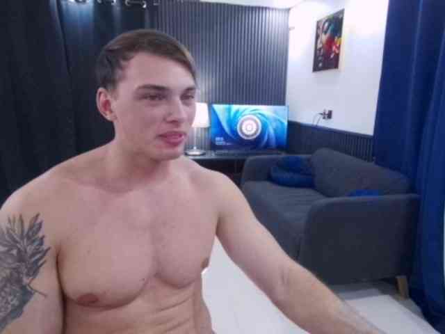 StrongGragXXX StrongGragXXX