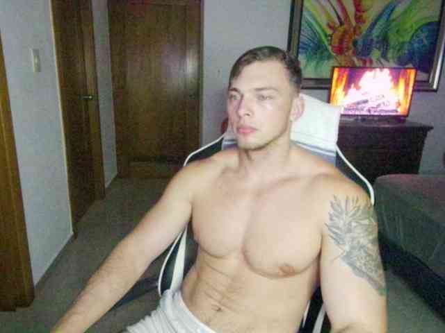 StrongGragXXX StrongGragXXX