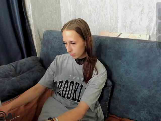 Emilia-Wayne webcam