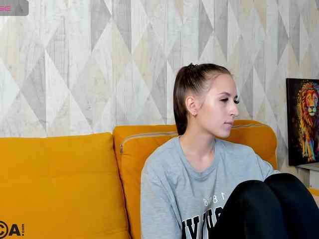 Emilia-Wayne webcam