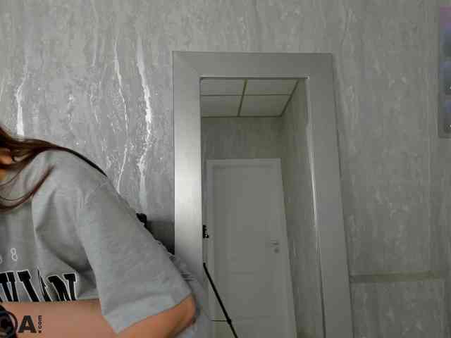 Emilia-Wayne webcam