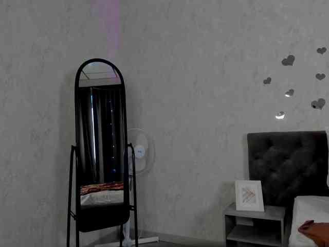 Emilia-Wayne webcam