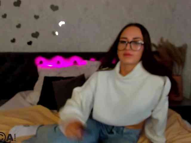 strip chat nude Emilia-Wayne