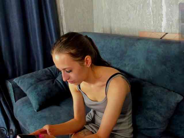 Emilia-Wayne webcam