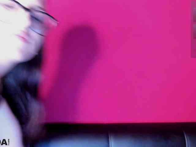 Emilia-Wayne webcam