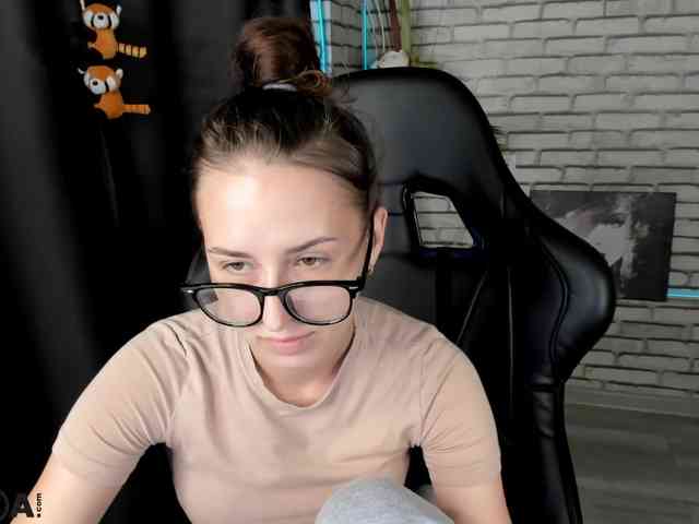 Emilia-Wayne webcam