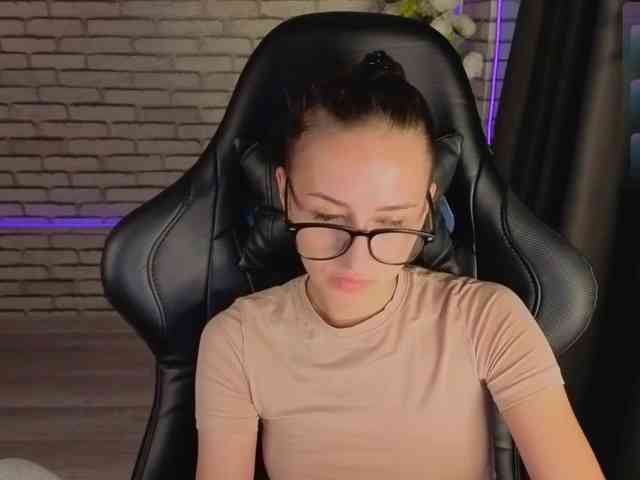 Emilia-Wayne webcam