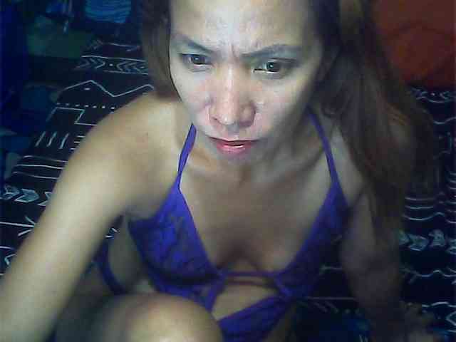SeductivePinay webcam