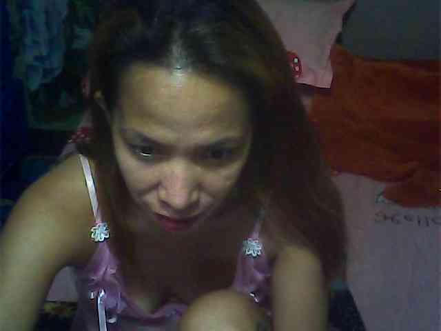 SeductivePinay webcam