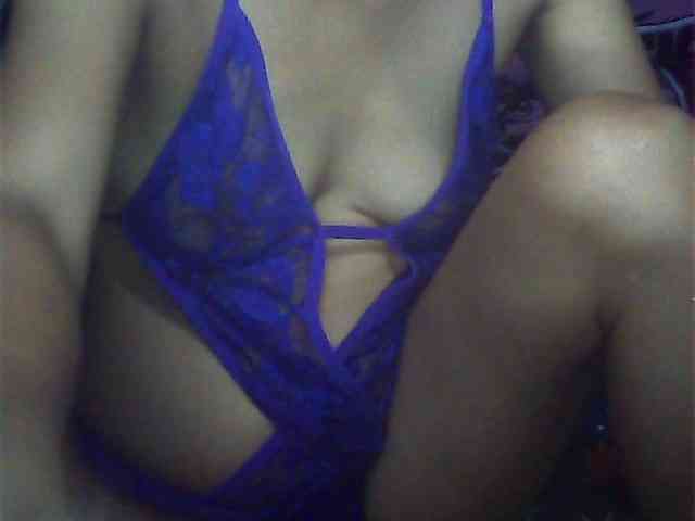 SeductivePinay webcam