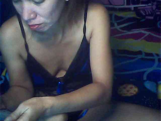 SeductivePinay webcam