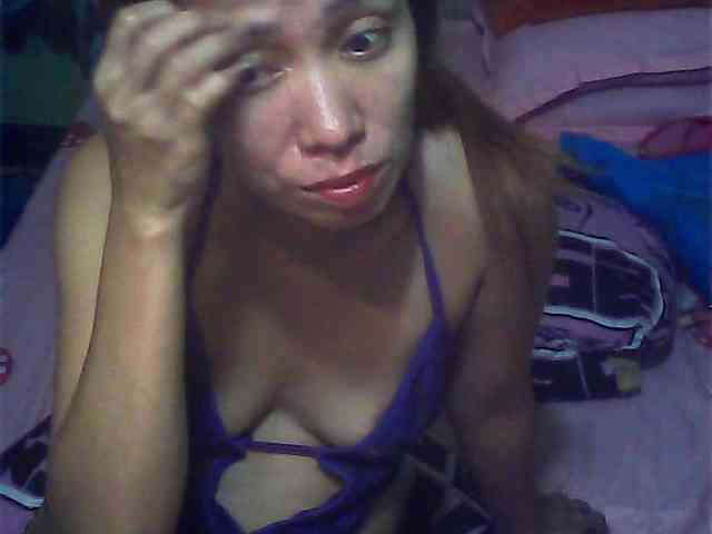 SeductivePinay webcam