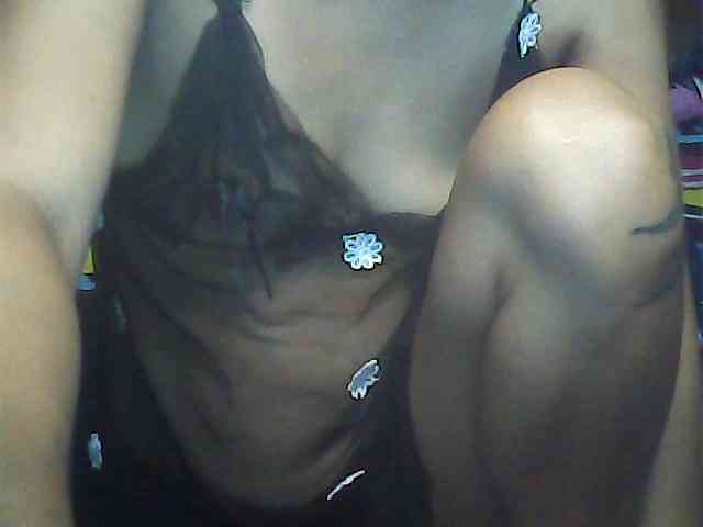 SeductivePinay webcam