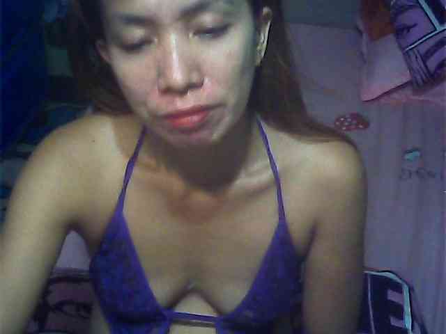 SeductivePinay webcam