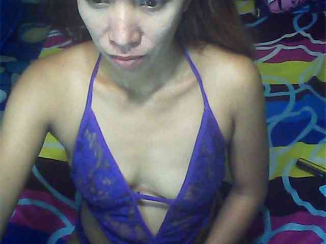 SeductivePinay webcam