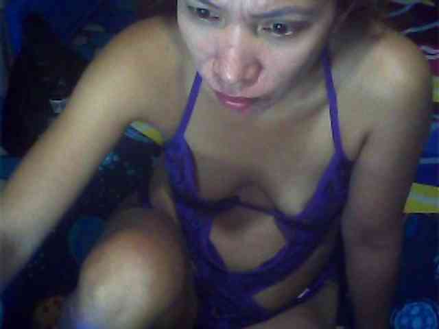 SeductivePinay webcam