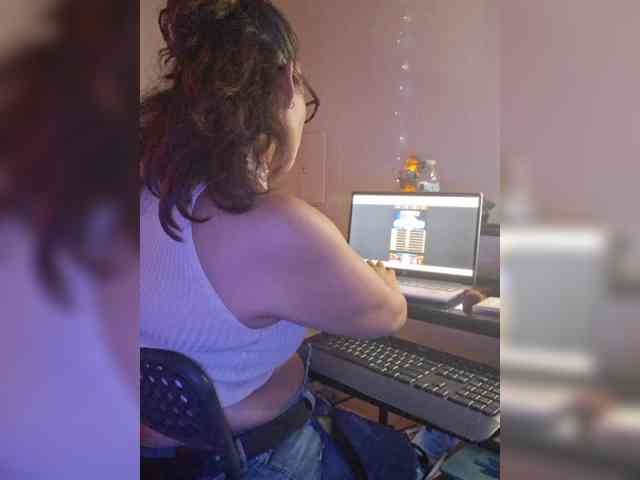 Juiicy01 webcam
