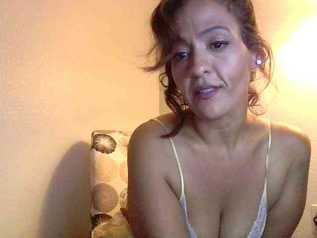 adut chat Juiicy01