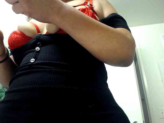 Juiicy01 webcam
