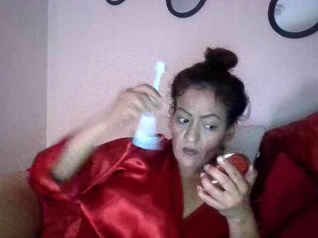 Juiicy01 webcam