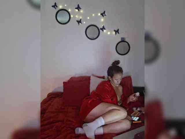 Juiicy01 webcam