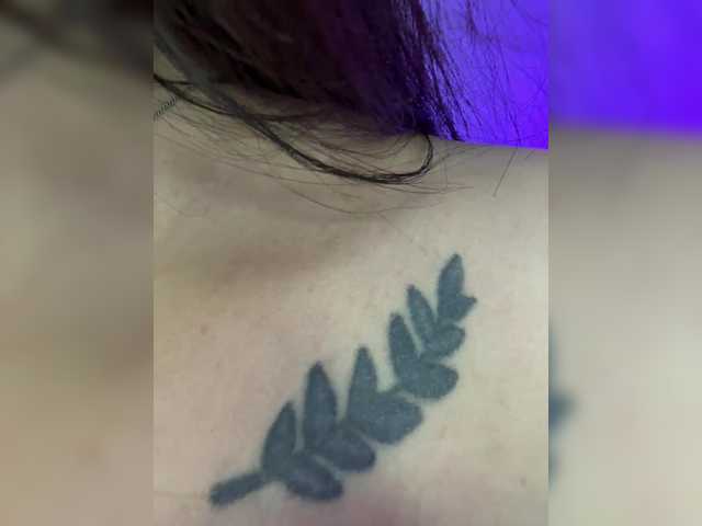 Blackqyeen's BongaCams show and profile