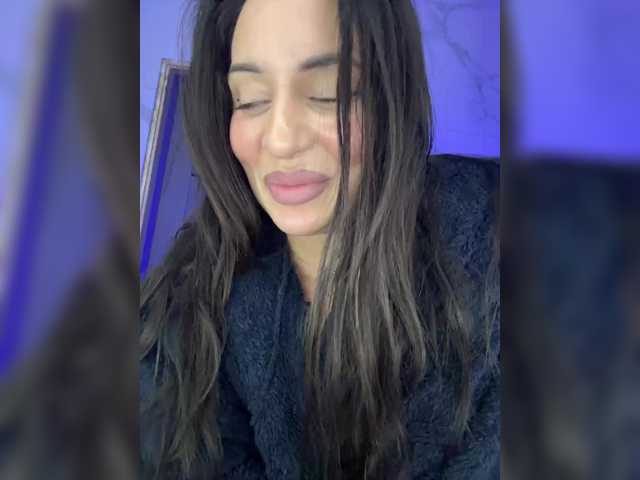 Blackqyeen's BongaCams show and profile