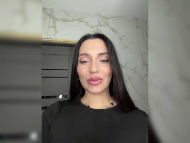 Blackqyeen's BongaCams show and profile