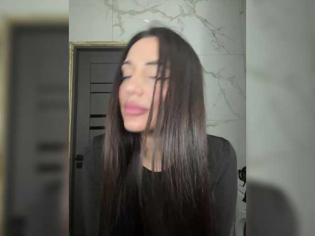 Blackqyeen's BongaCams show and profile