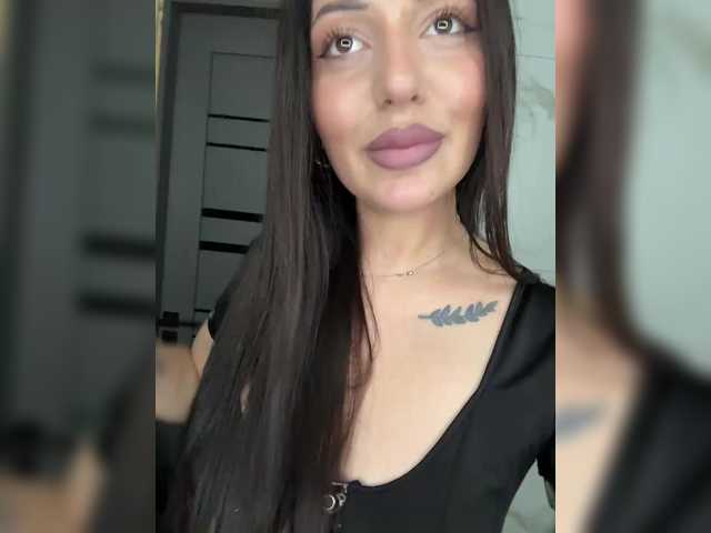 Blackqyeen's BongaCams show and profile