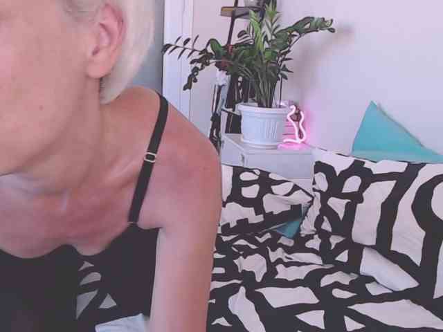 KISANA webcam