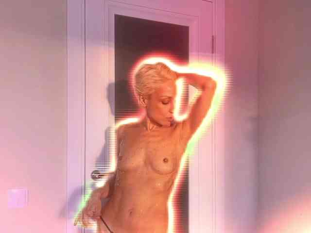 KISANA webcam