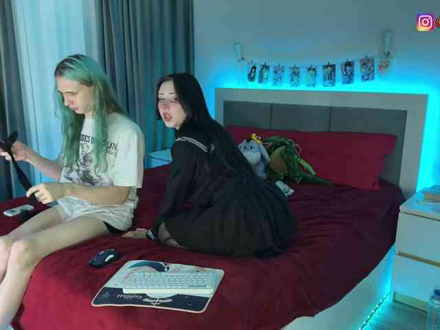 h3ntai-baby webcam