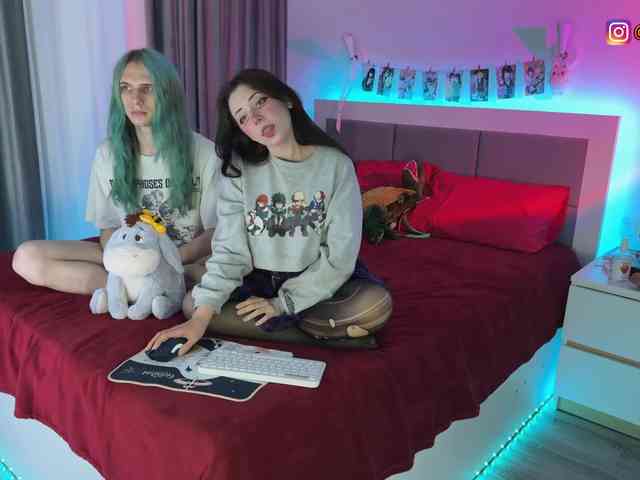 h3ntai-baby webcam