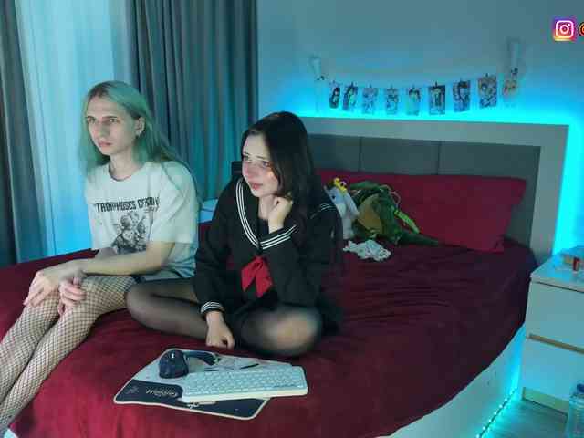 h3ntai-baby webcam