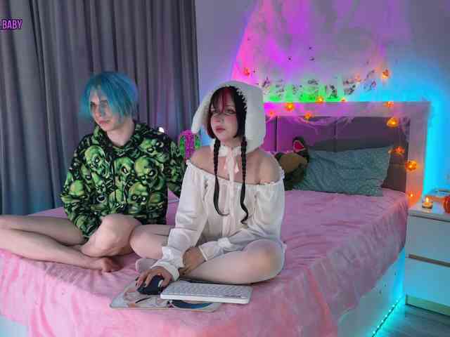 h3ntai-baby webcam