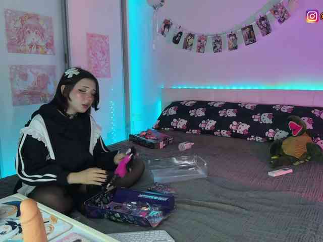 h3ntai-baby webcam