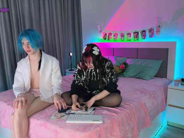 h3ntai-baby webcam