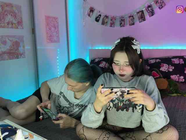 h3ntai-baby webcam