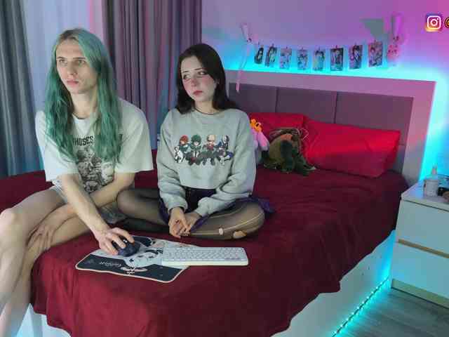 h3ntai-baby webcam
