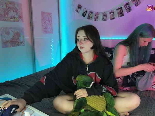h3ntai-baby webcam